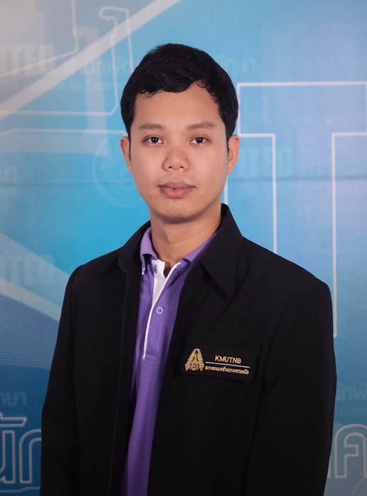 นายจักรพรรดิ์ มีเหลือ