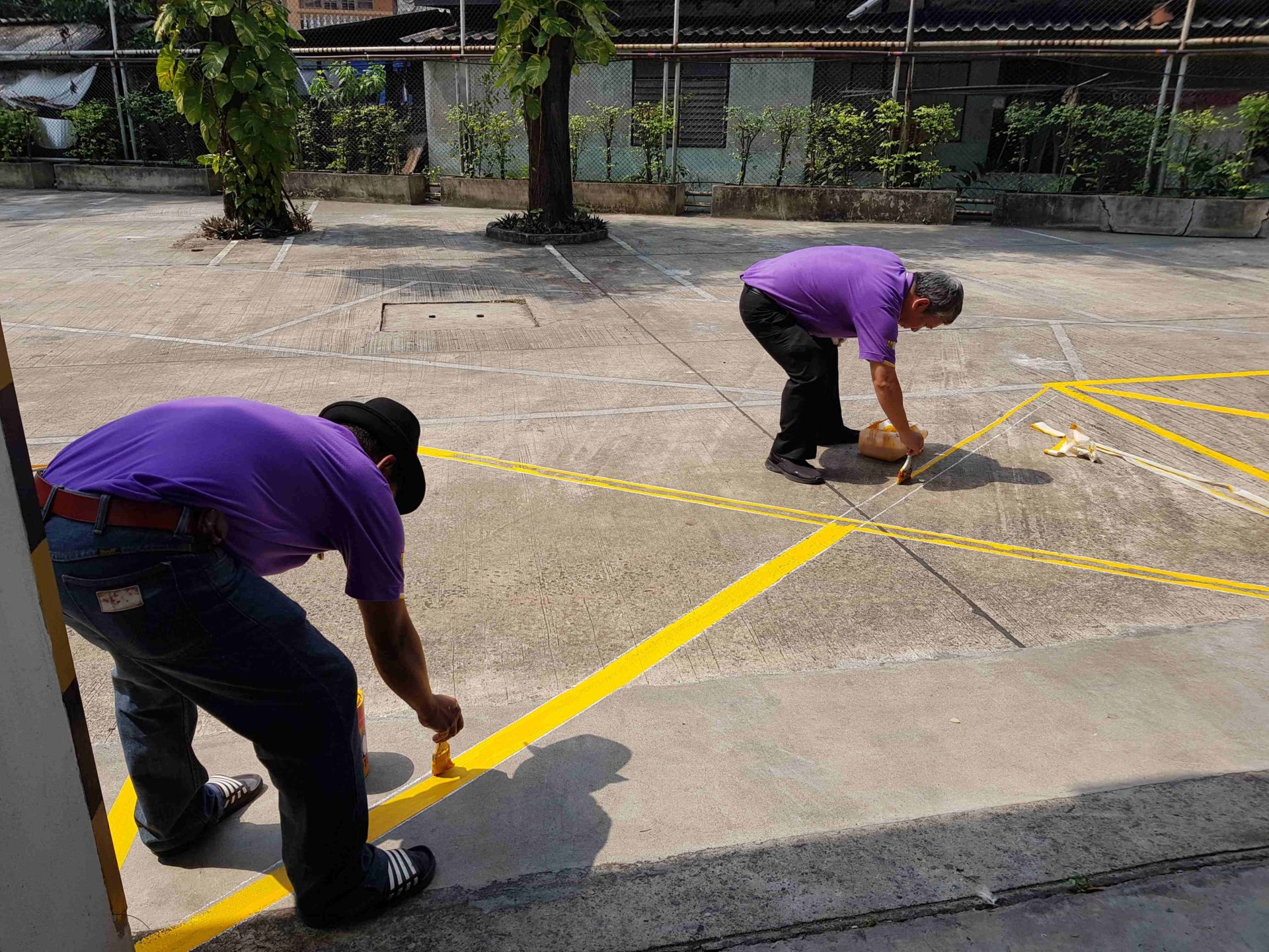 สำนักจัดกิจกรรม Big Cleaning Day and Green University