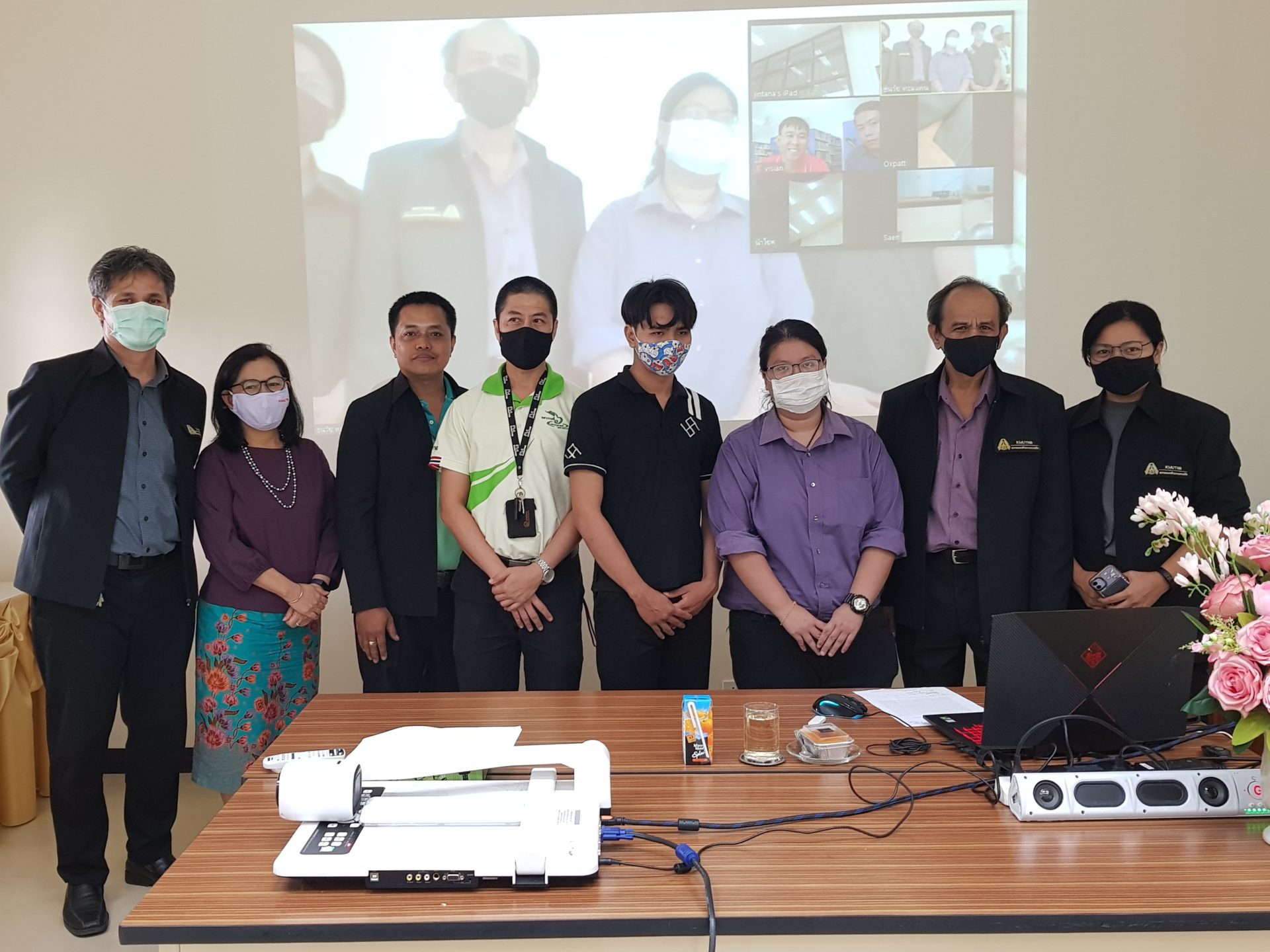 You are currently viewing นักศึกษาปริญญาโท คณะครุศาสตร์อุตสาหกรรม มจพ. ศึกษาดูงาน