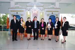 Read more about the article วันที่ 18 ตุลาคม 2565 : 08.30 น. สำนักพัฒนาเทคนิคศึกษา ร่วมพิธีถวายราชสักการะพระบรมราชานุสาวรีย์ รัชกาลที่ 4